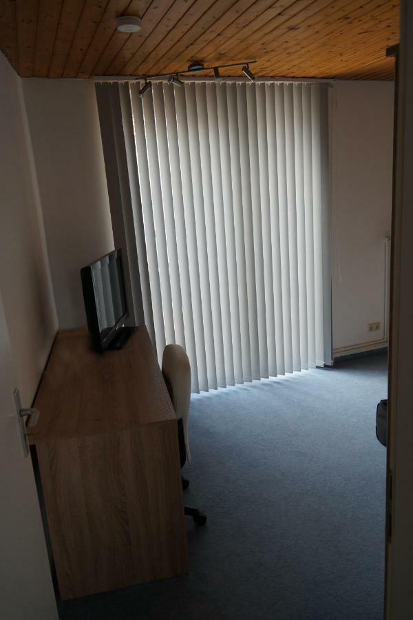 שפרינגה 1 Zimmer Appartment מראה חיצוני תמונה